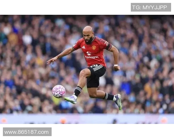 姆伯莫的崛起之路：英超新星背后的奋斗与奉献故事